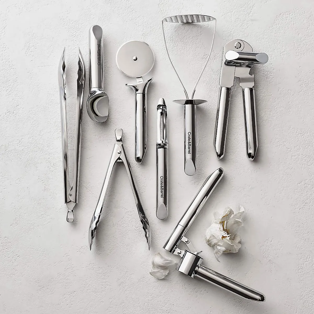 CRATE & BARREL - Rueda para Pizza de Acero Inoxidable