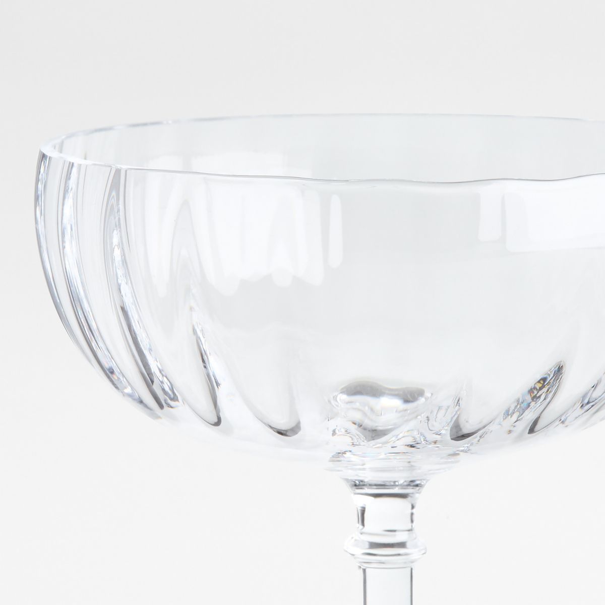 CRATE & BARREL - Copa Wolcott