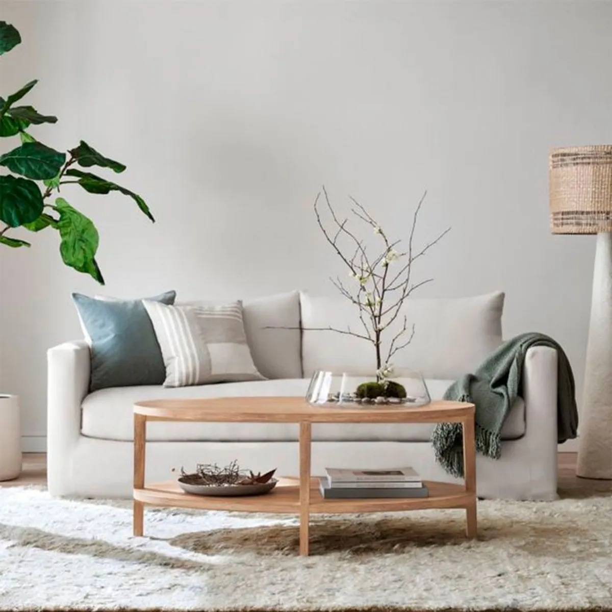 CRATE & BARREL - Mesa de Centro Oval Clairemont