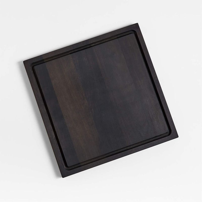 CRATE & BARREL - Tabla de Picar Reversible de Madera Ebonizada