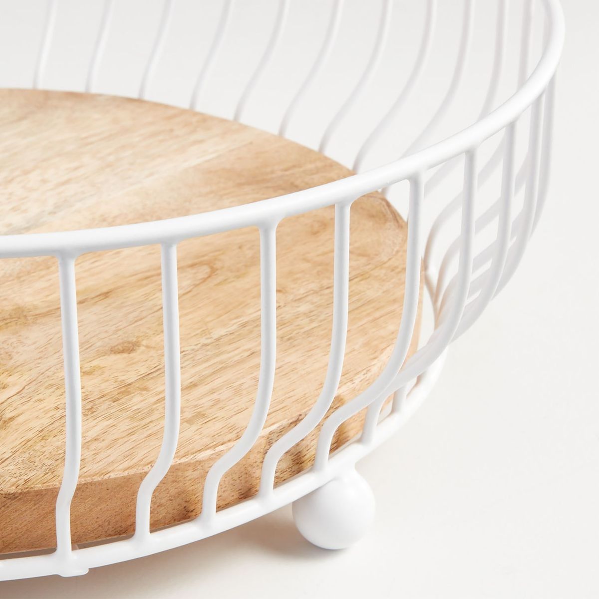 CRATE & BARREL - Frutero Cora 