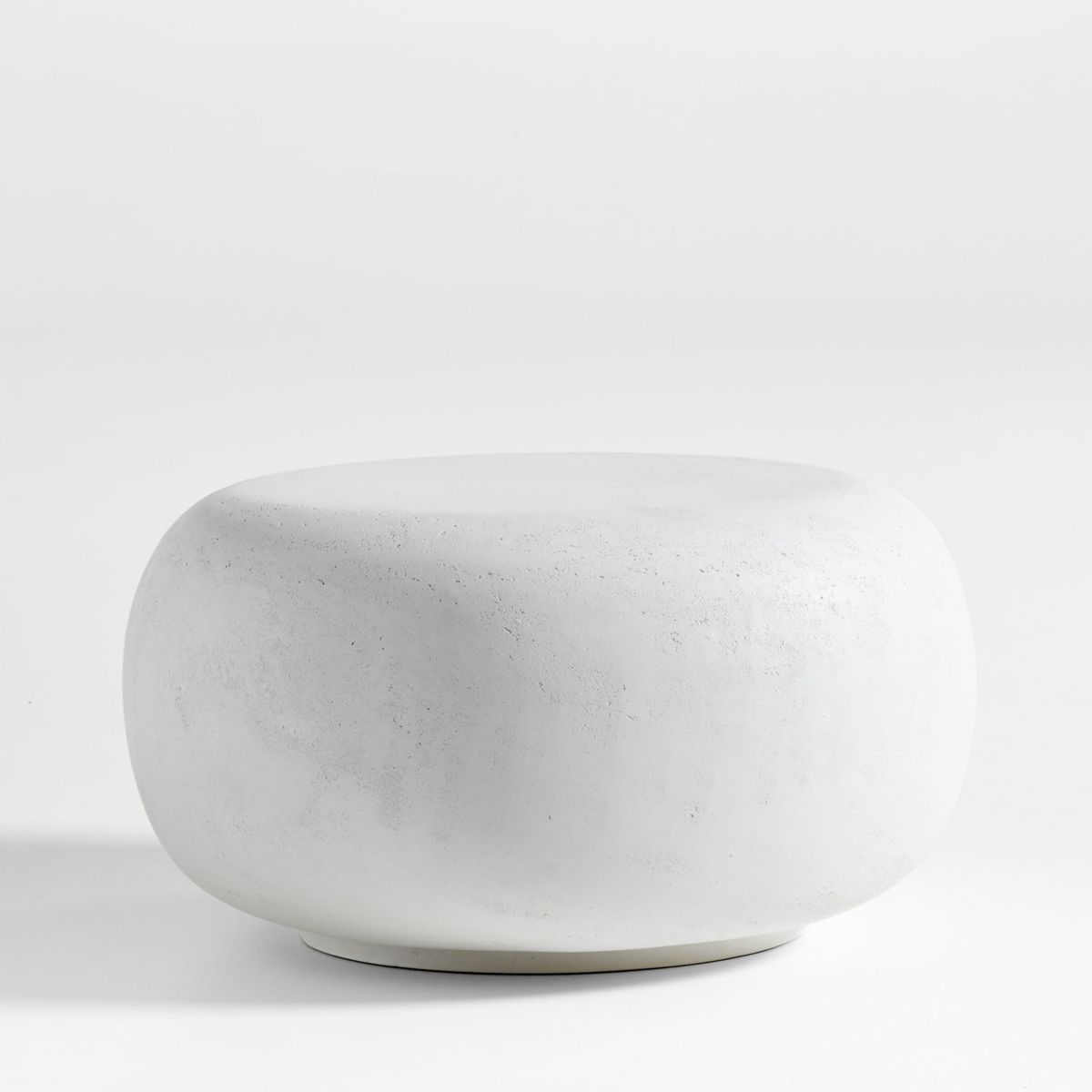 CRATE & BARREL - Mesa Auxiliar Pebble
