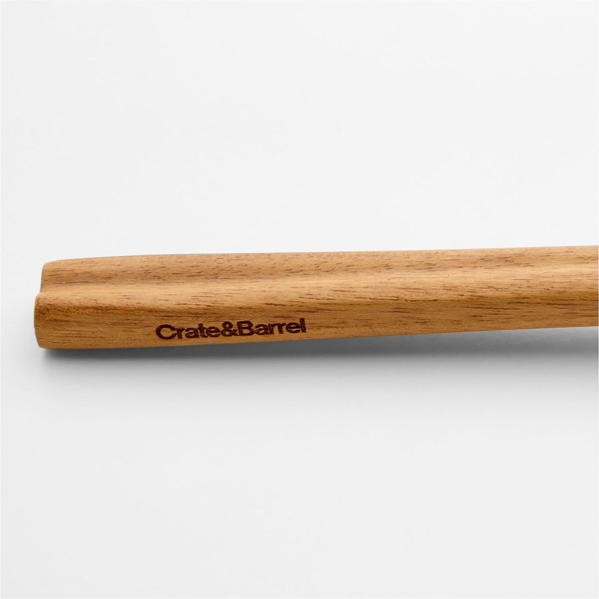 CRATE & BARREL - Cuchara Ranurada de Madera
