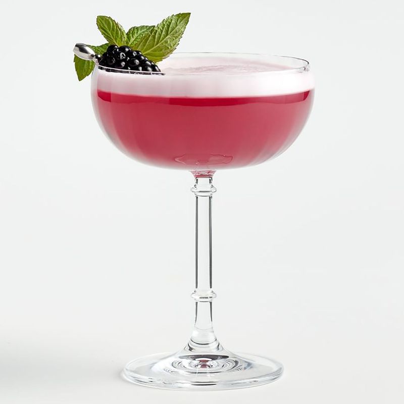 CRATE & BARREL - Copa Wolcott Optic Coupe