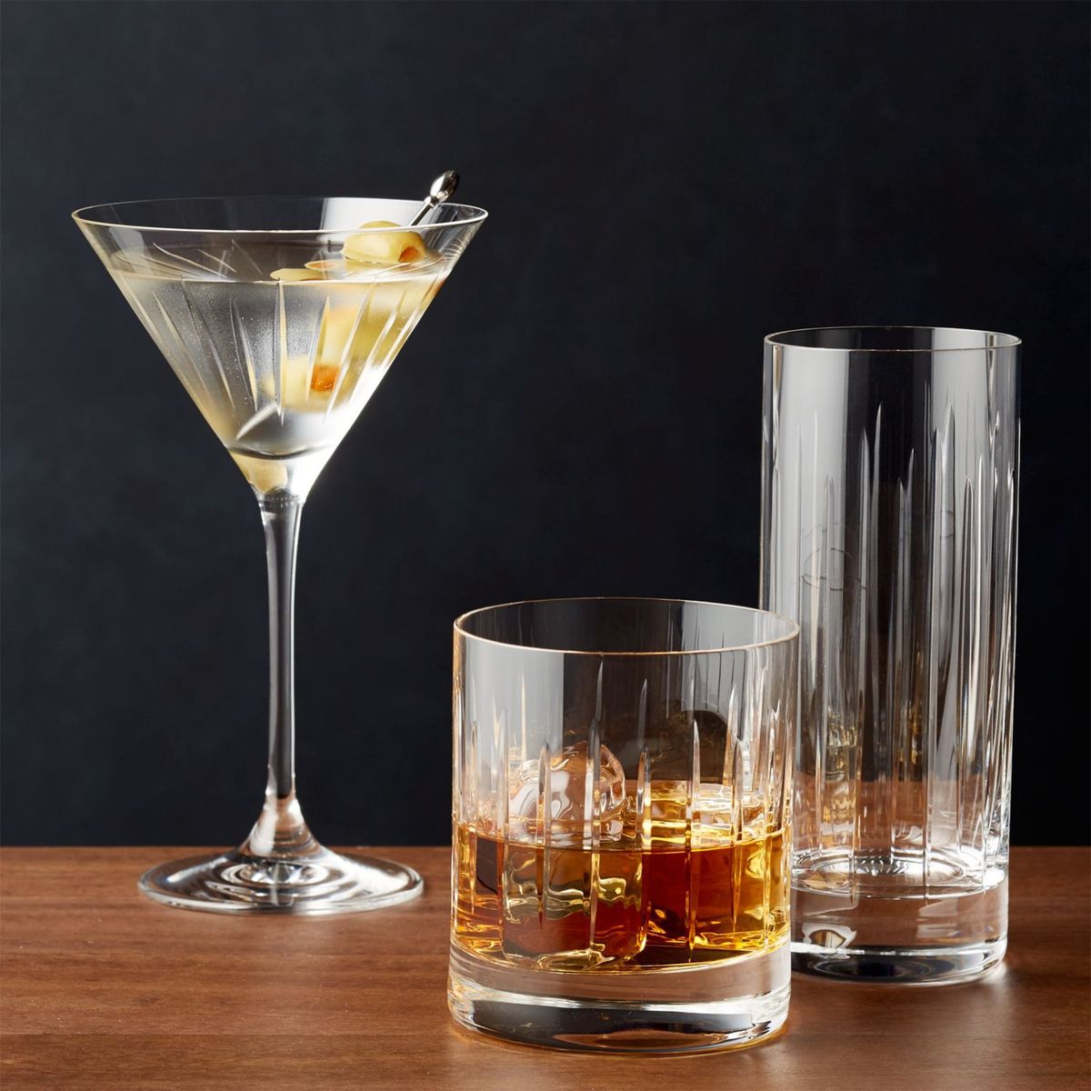 CRATE & BARREL - Vaso de Vidrio Cortado Corto Vance