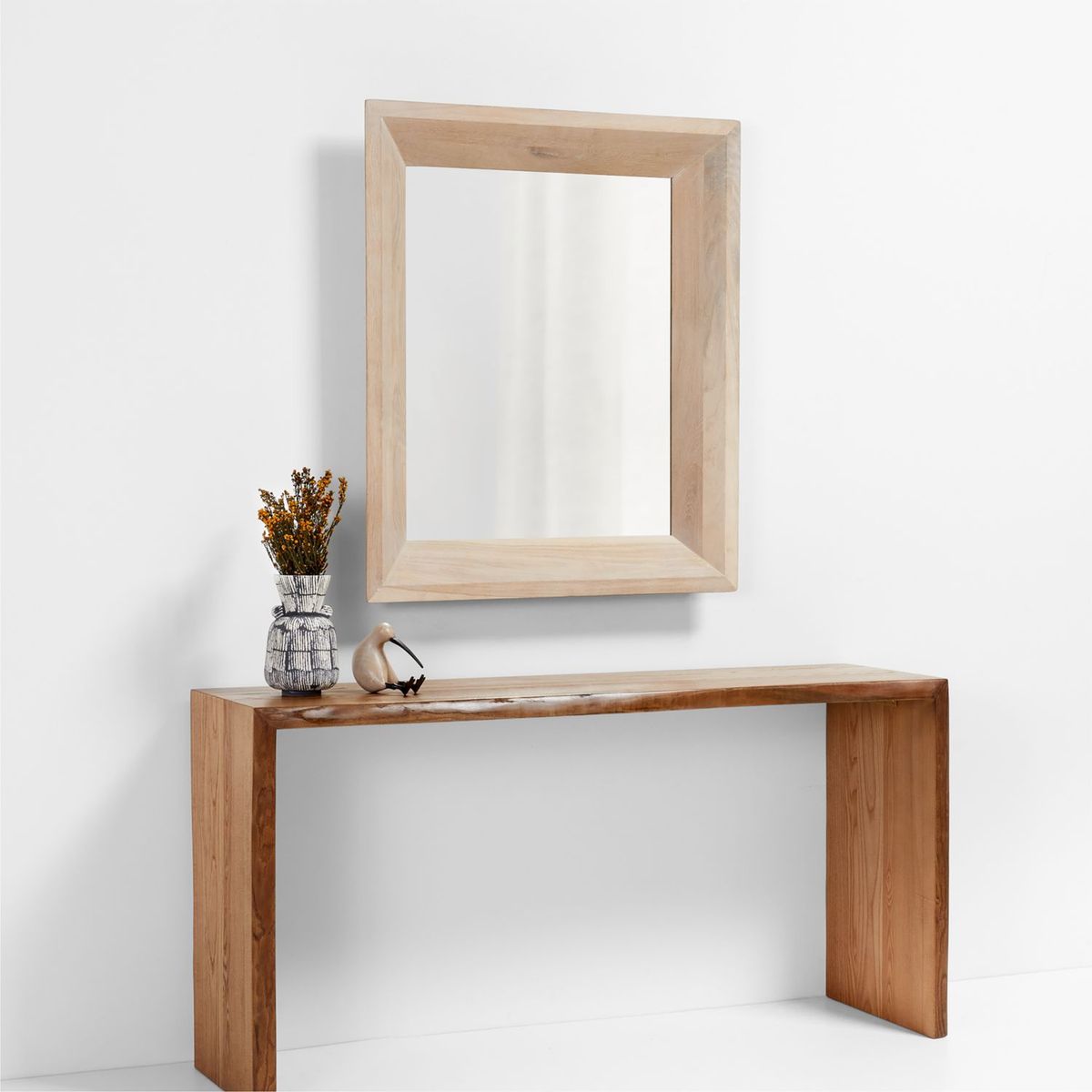 CRATE & BARREL - Espejo de Pared Soloman 71x104cm