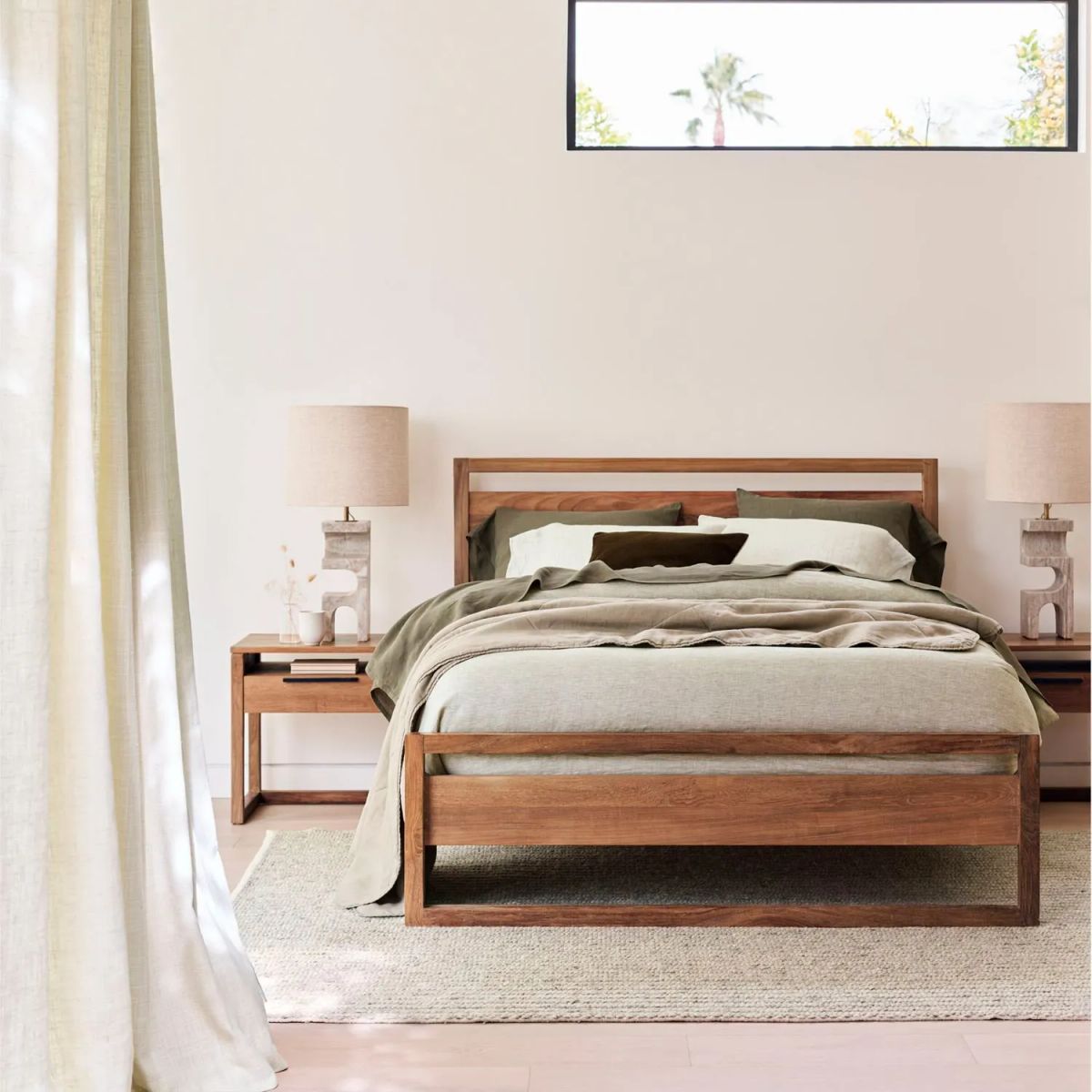 CRATE & BARREL - Cama Linea II Queen