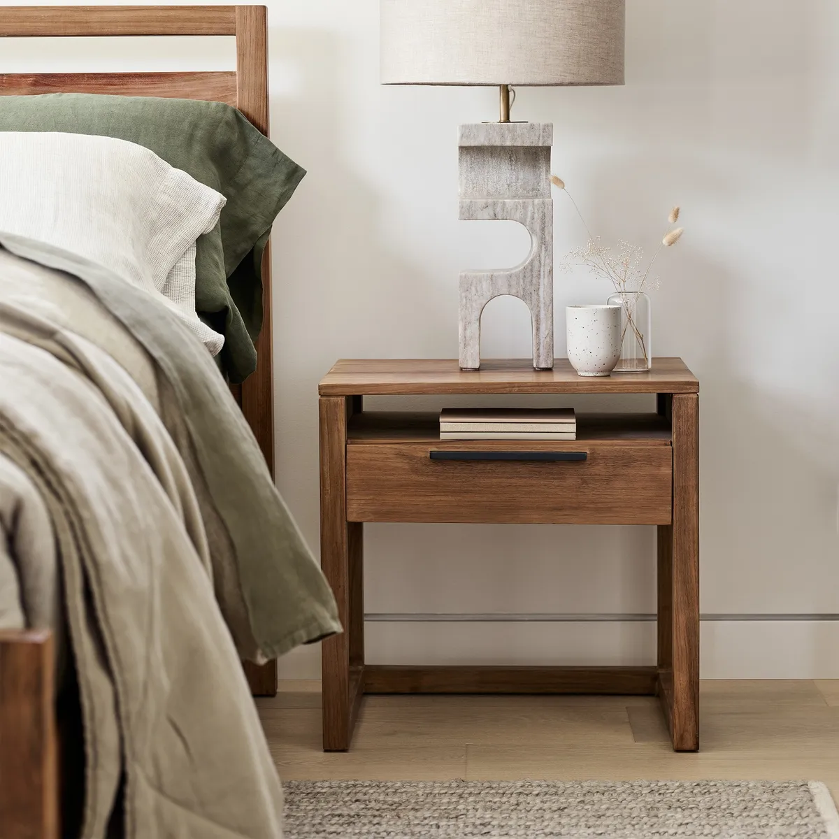 CRATE & BARREL - Mesa de Noche Linea 1 Cajón
