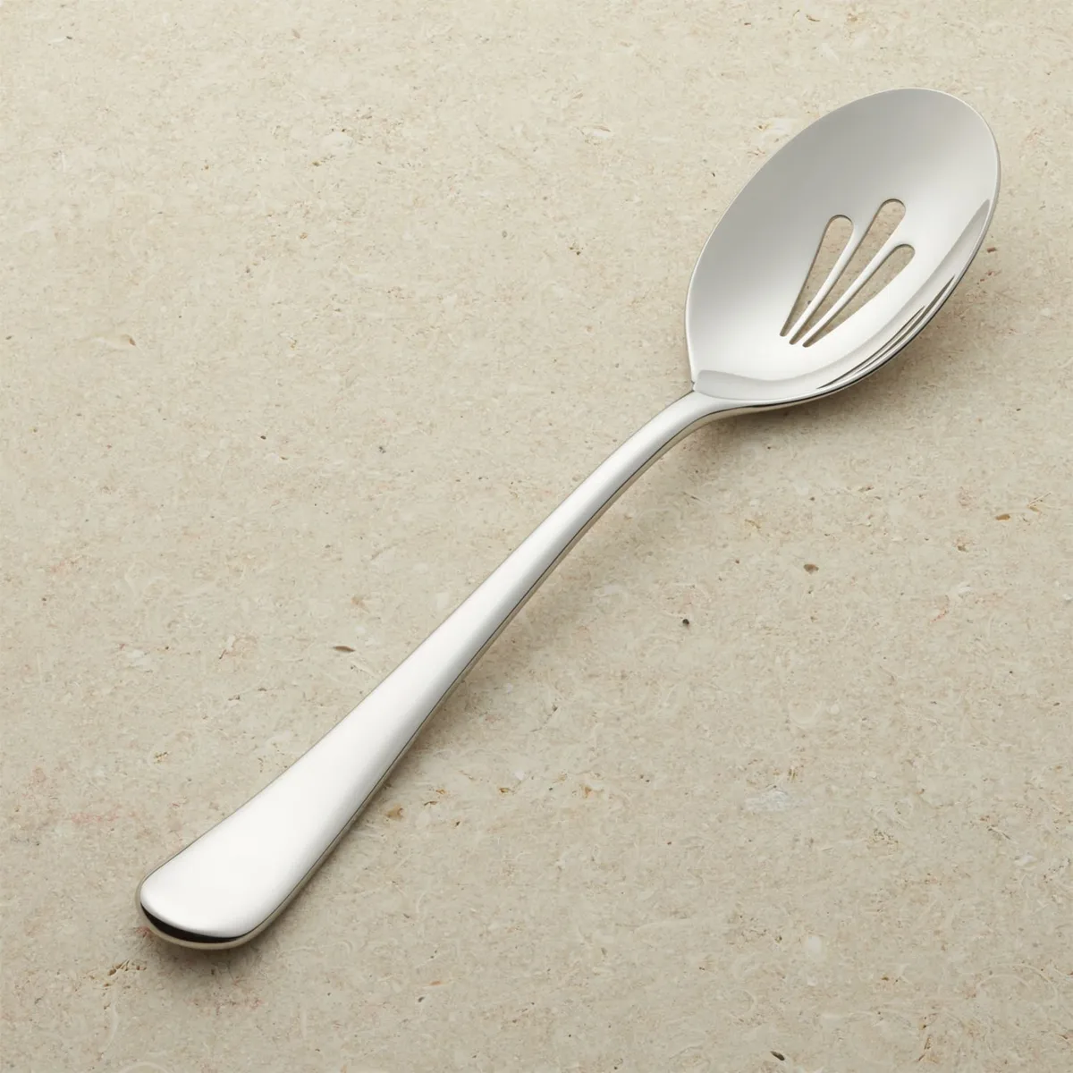 CRATE & BARREL - Cuchara para Servir Ranurada Caaesna