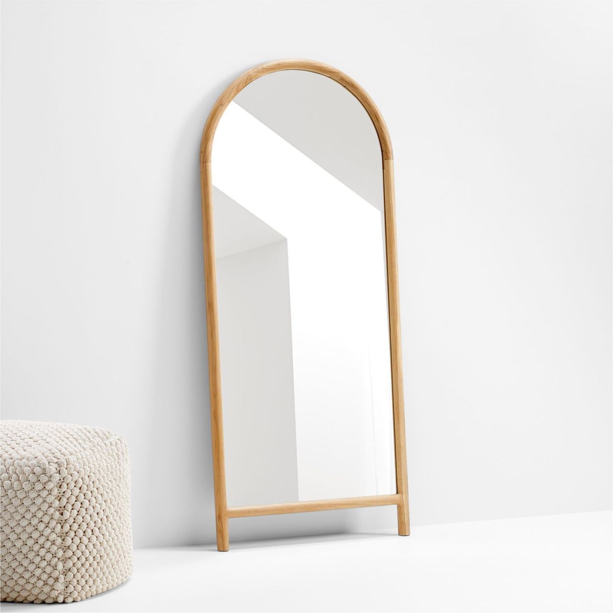 CRATE & BARREL - Espejo de Piso Natia 76x178cm