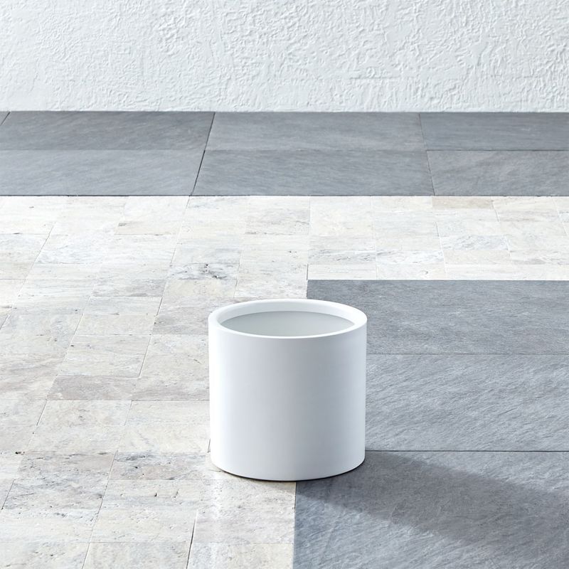CRATE & BARREL - Maceta Redonda Dundee Blanca