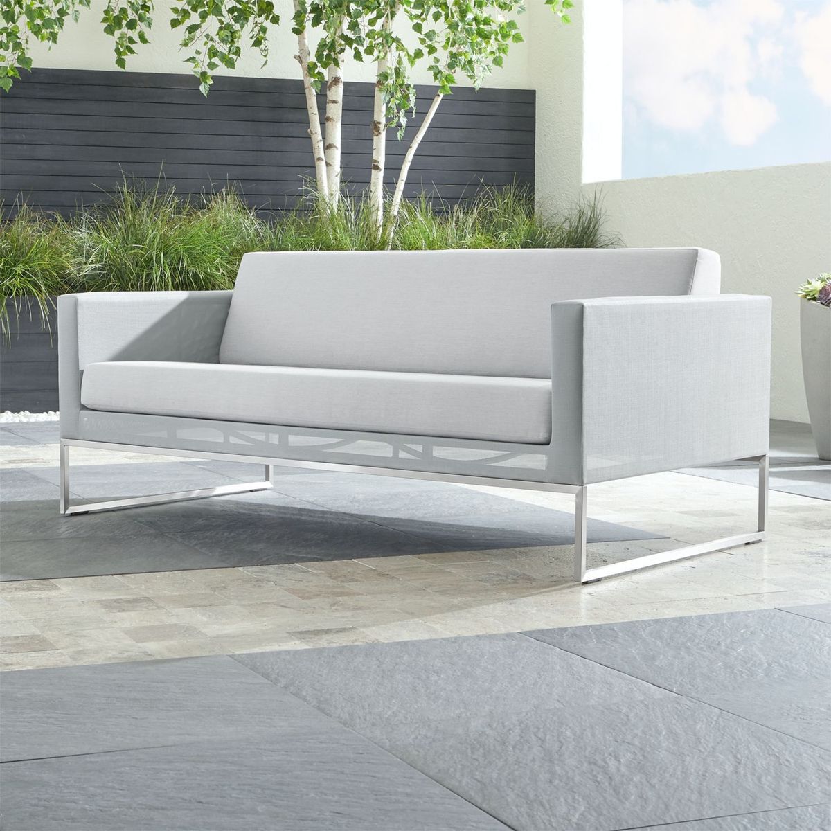 CRATE & BARREL - Sofá Dune con Cojines de Sunbrella