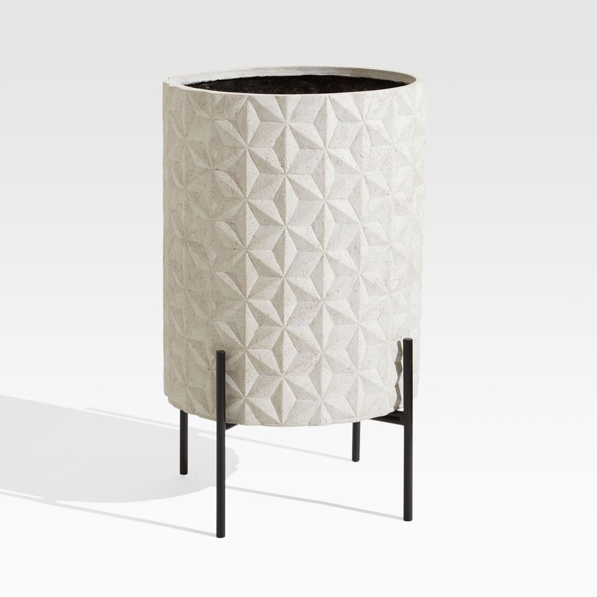 CRATE & BARREL - Maceta de Piedra Volcánica Sema Star con Soporte