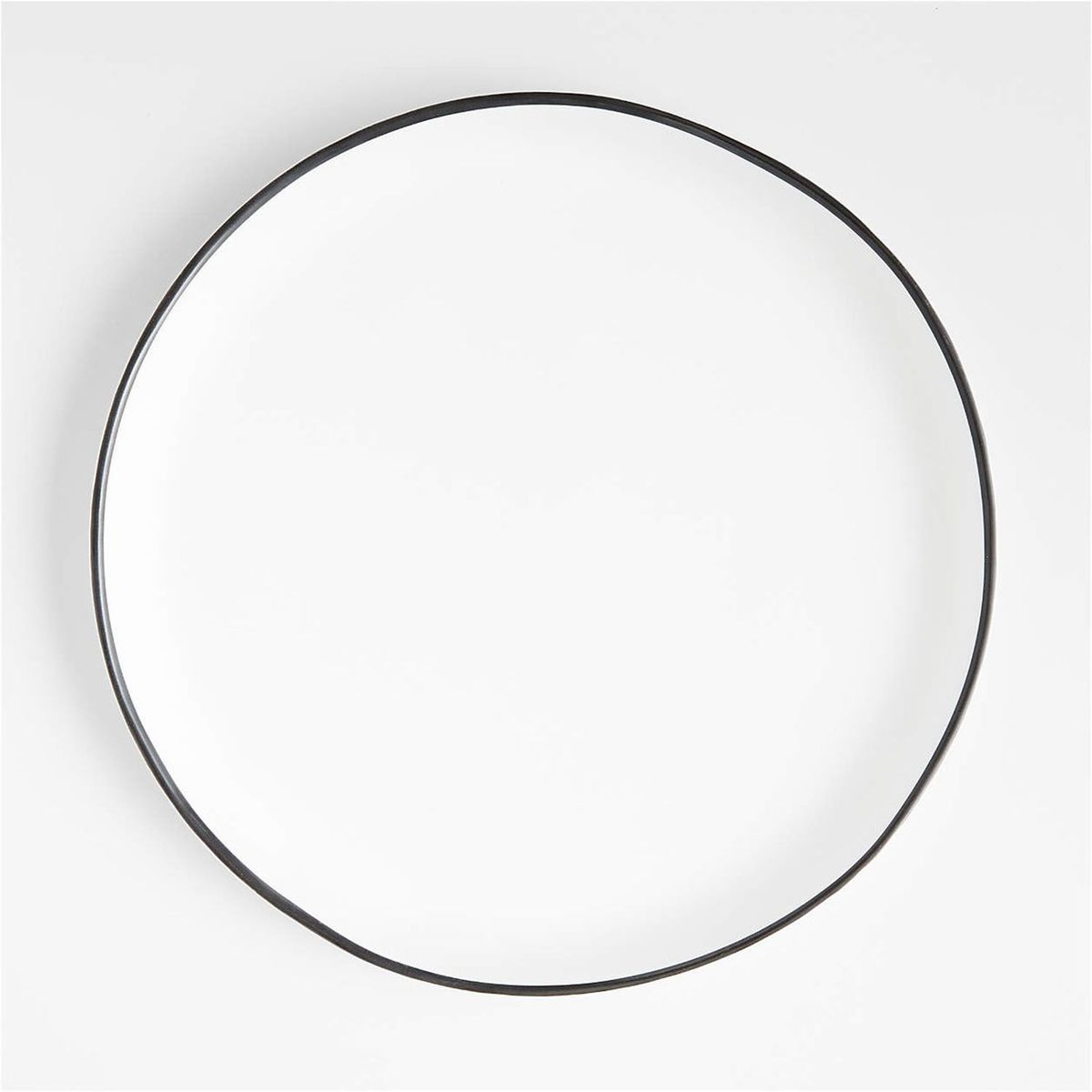 CRATE & BARREL - Plato de Comida de Melamina Range White (por Leanne Ford)