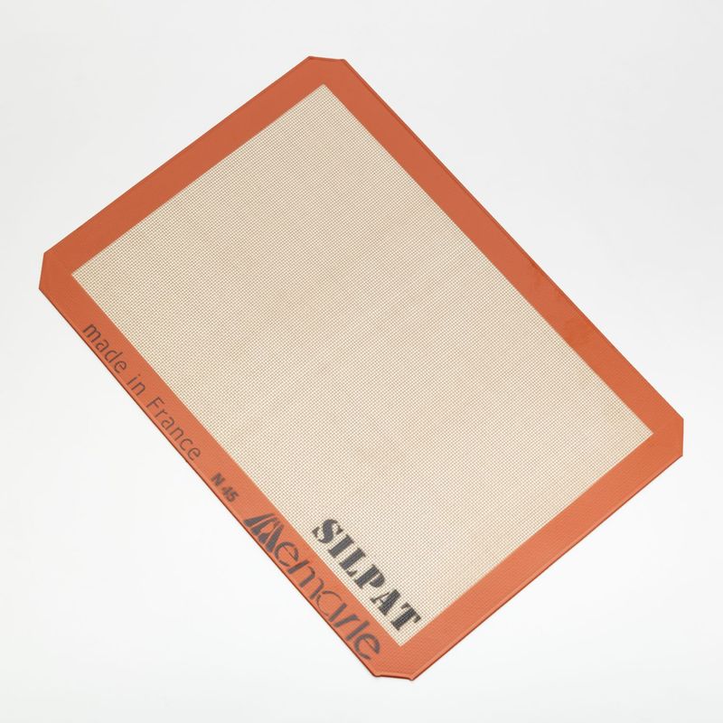 CRATE & BARREL - Tapete para Hornear Mediano Silpat