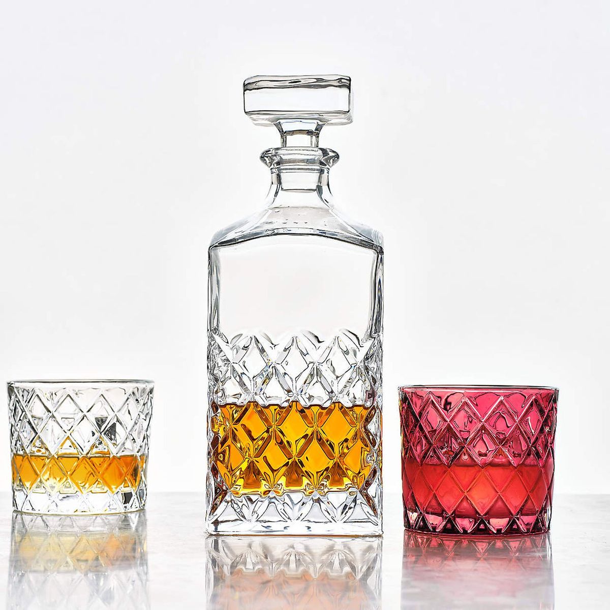 CRATE & BARREL - Vaso De Vidrio De Rocas Rojas Hatch