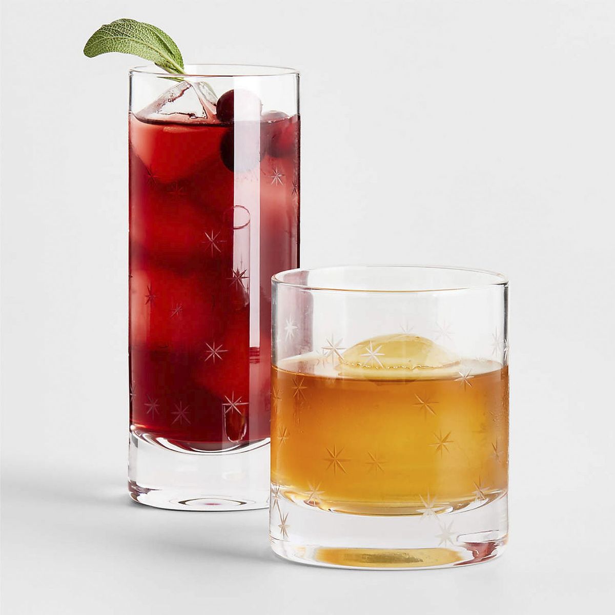 CRATE & BARREL - Vaso Alto Con Copos De Nieve Grabados