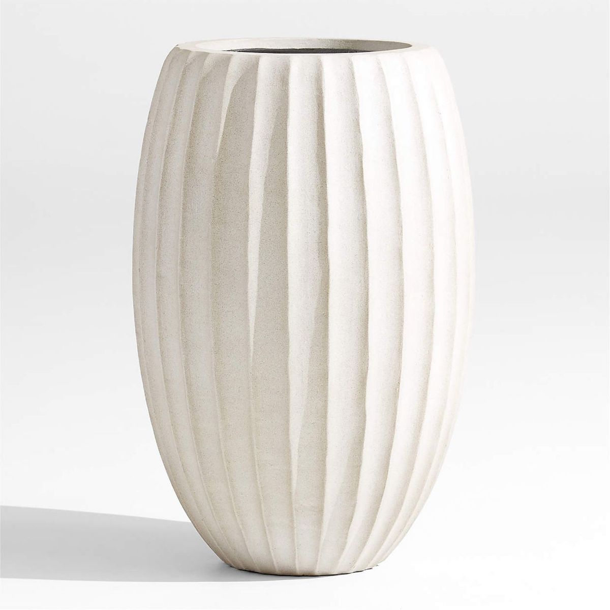 CRATE & BARREL - Maceta Warren 43x66cm