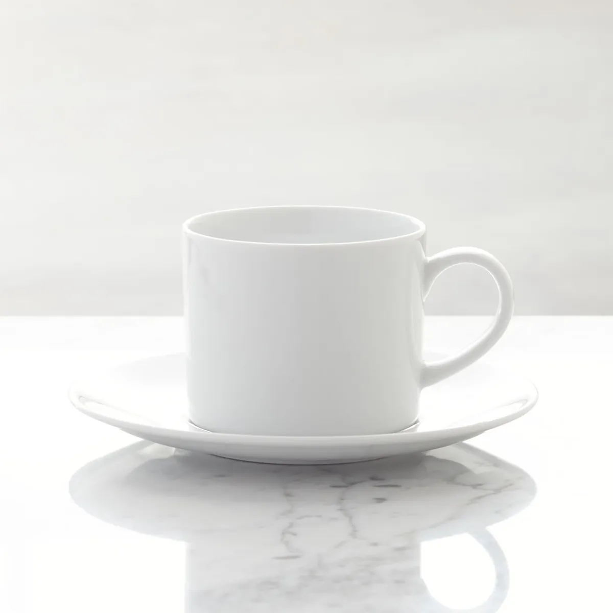 CRATE & BARREL - Taza con Plato Aspen