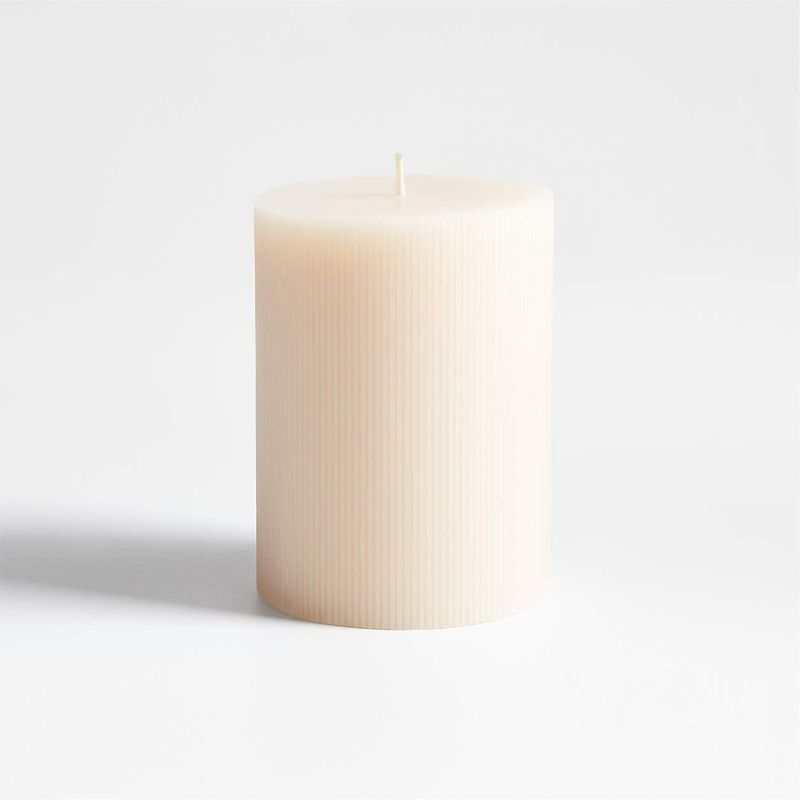 CRATE & BARREL - Vela de Pilar Acanalada Linen (8x10cm)