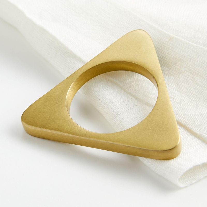 CRATE & BARREL - Servilletero Triángulo Dorado