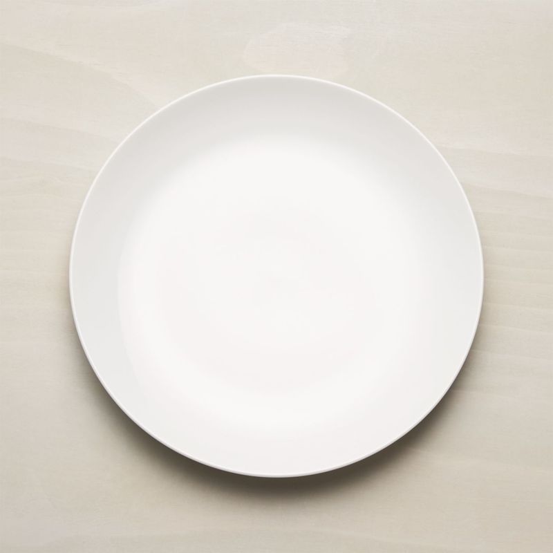 CRATE & BARREL - Plato de Fondo Essential