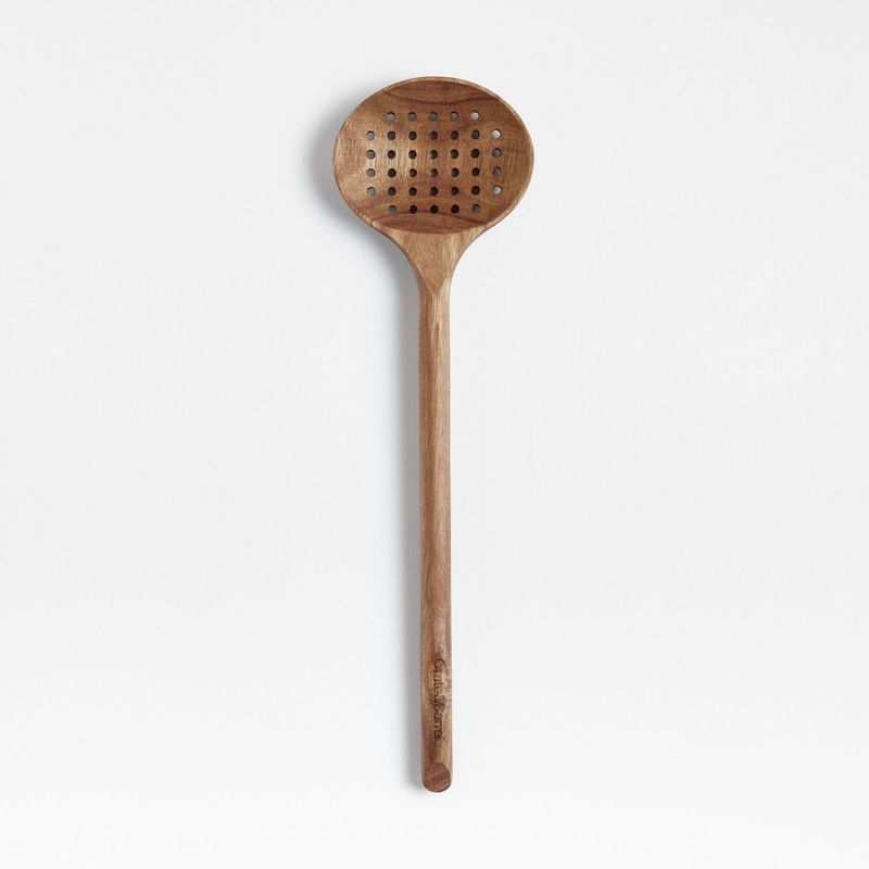 CRATE & BARREL - Cuchara Ranurada de Madera Acacia