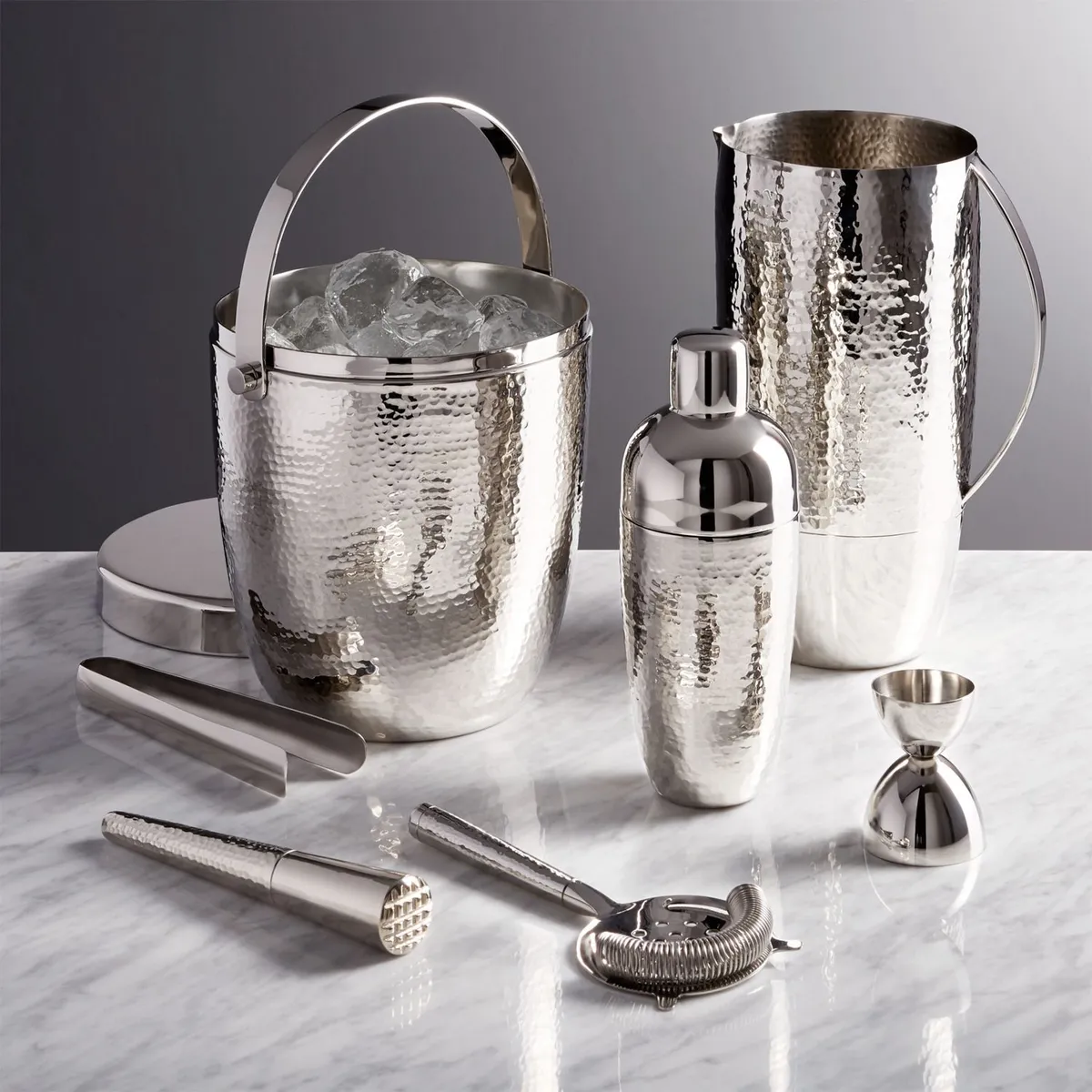 CRATE & BARREL - Hielera de Metal Martillado Graham