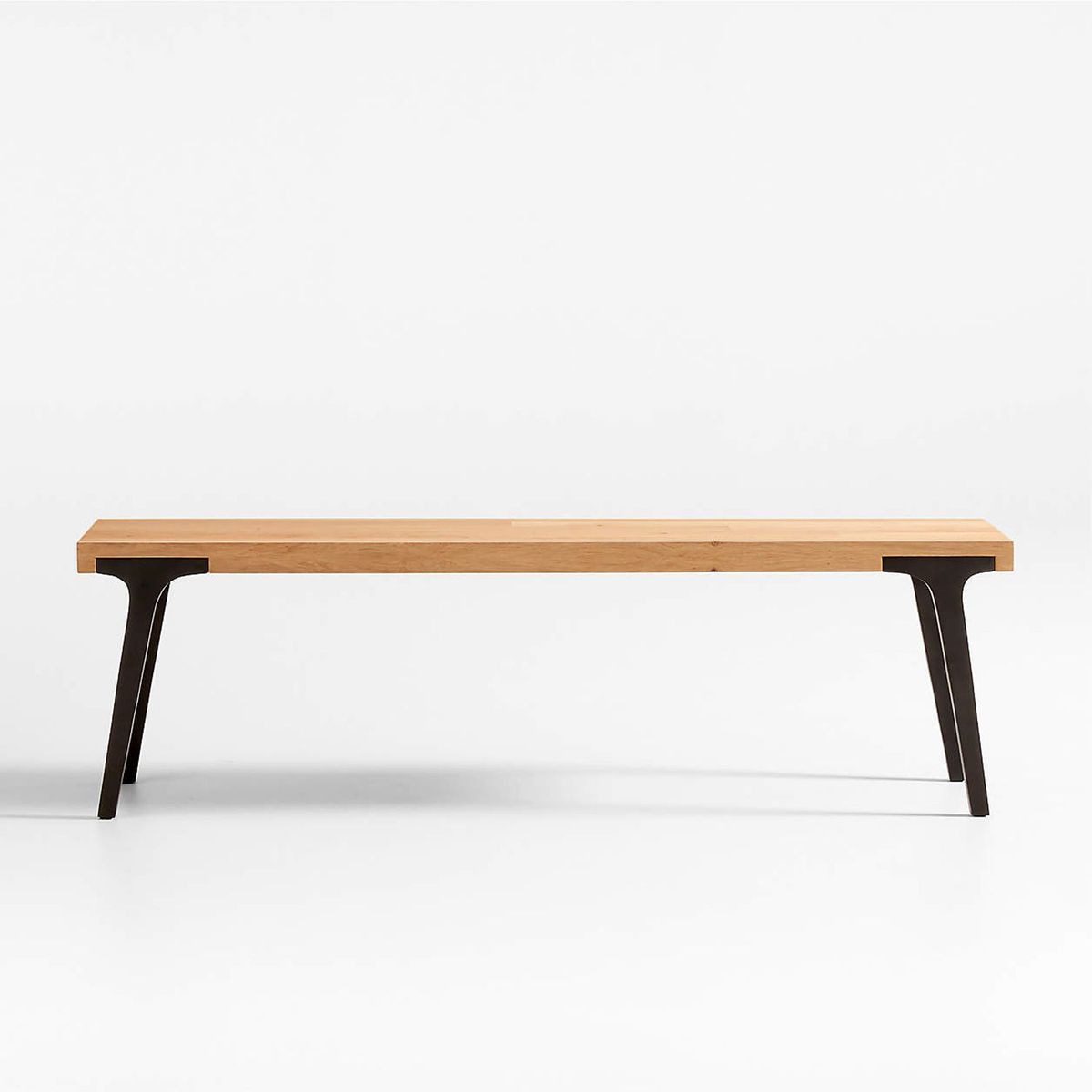 CRATE & BARREL - Banco de Comedor Lakin de Madera con Patas de Aluminio 150cm