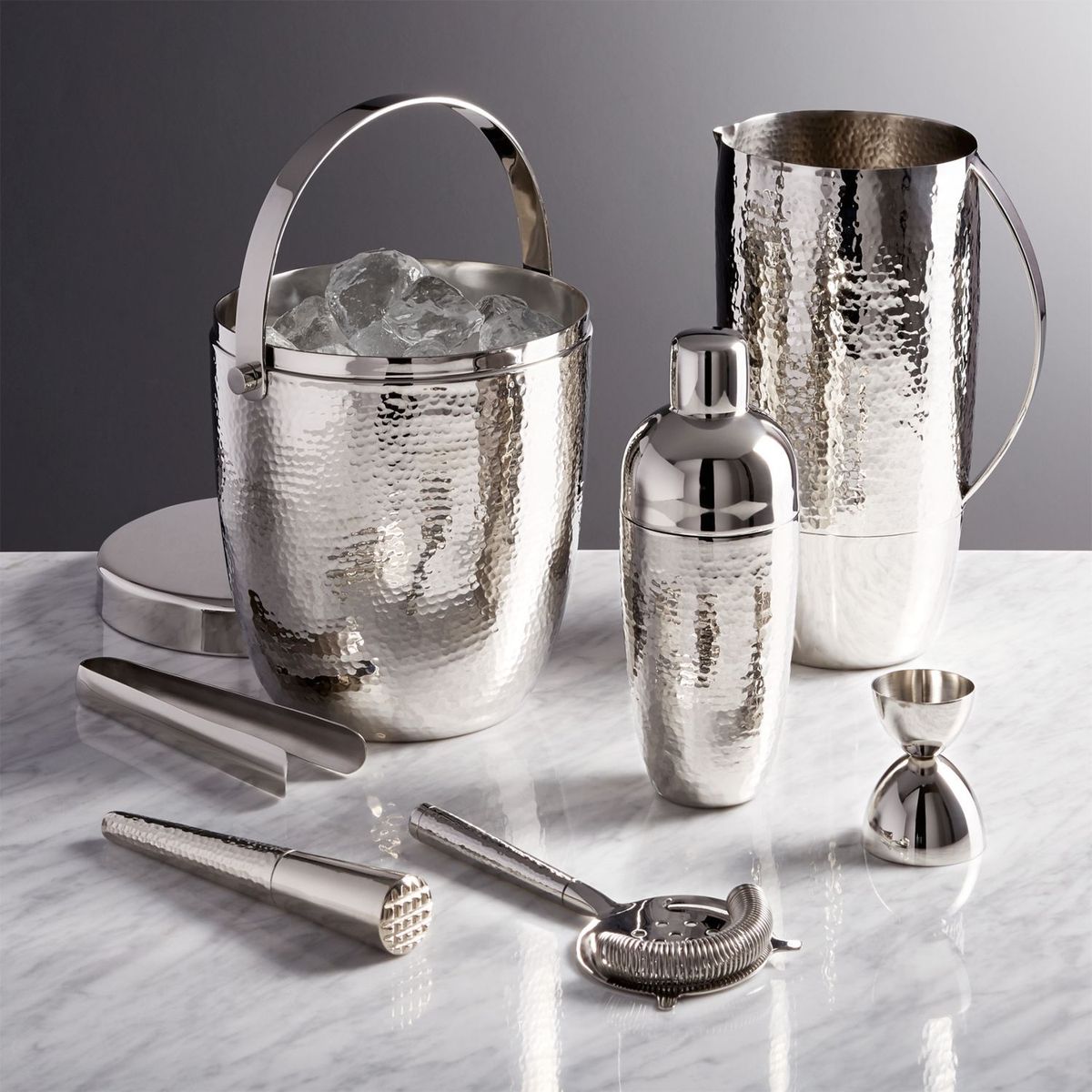 CRATE & BARREL - Jarra De Metal Graham
