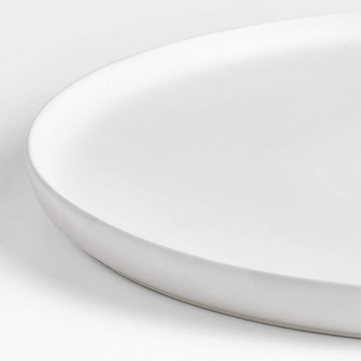 CRATE & BARREL - Fuente De Servir De Gres Mate Blanco Wren