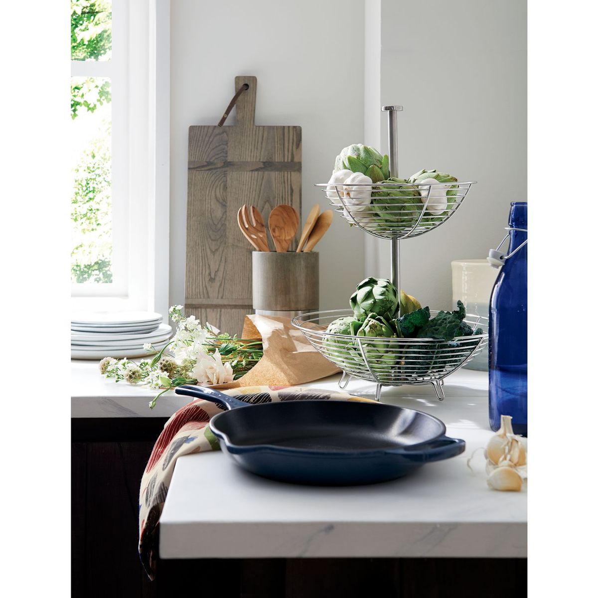 CRATE & BARREL - Botella de vidrio hermético