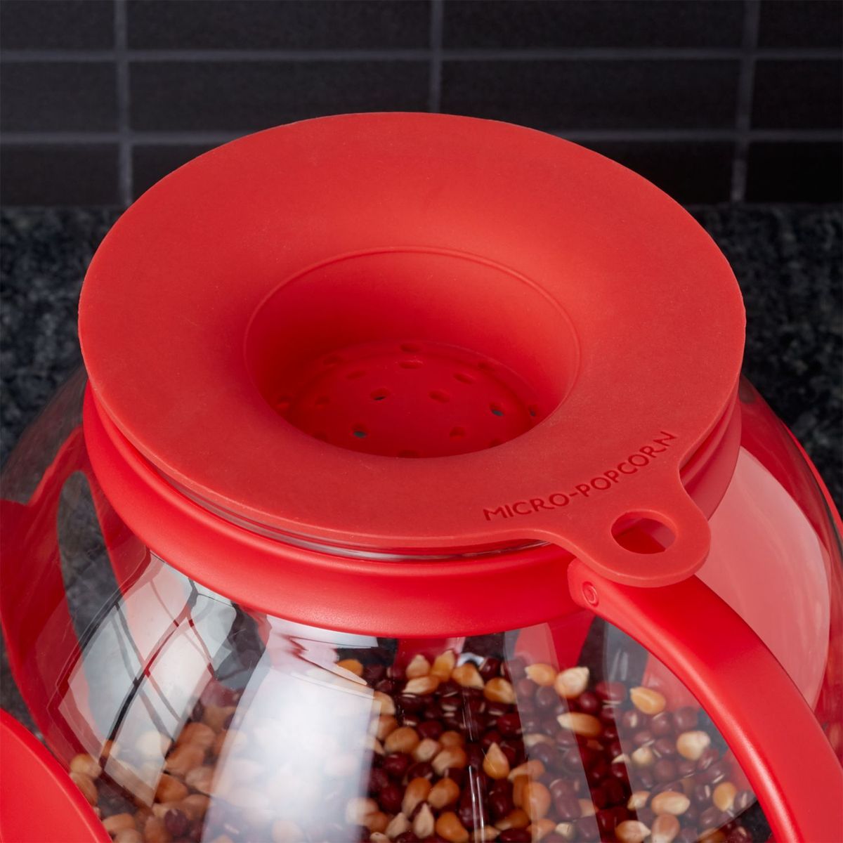 CRATE & BARREL - Envase de Popcorn para Microondas