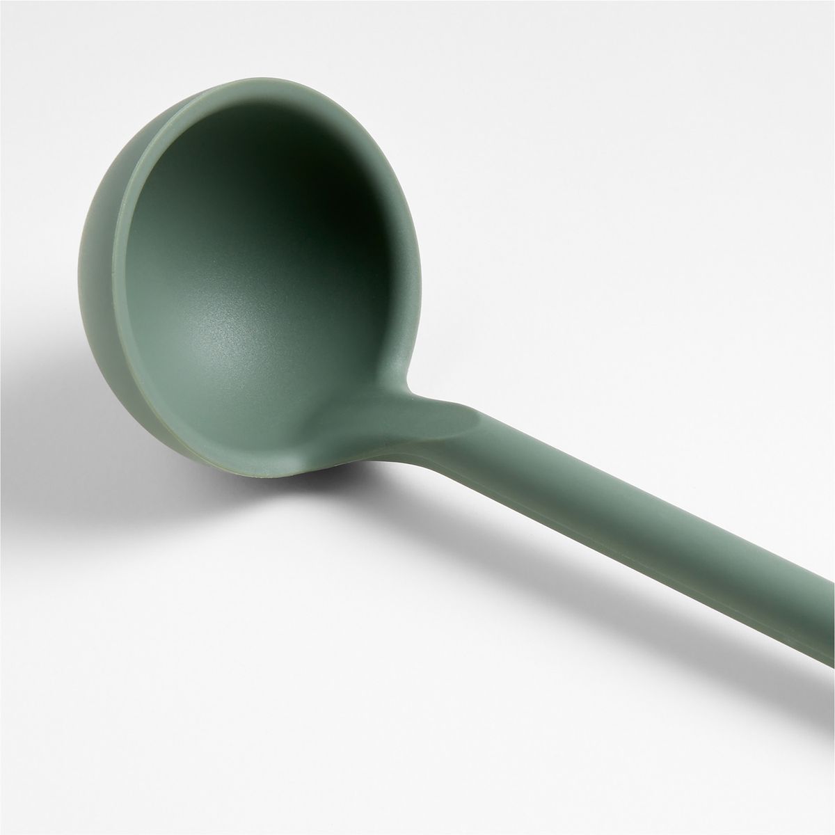 CRATE & BARREL - Cucharón de Silicona Verde