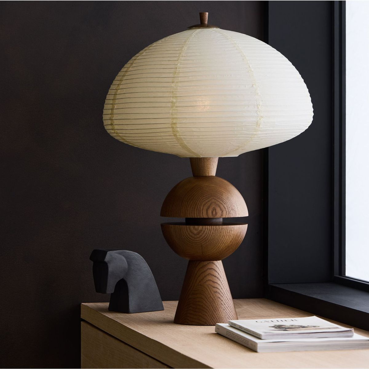 CRATE & BARREL - Sujetalibro Cheval de Hierro
