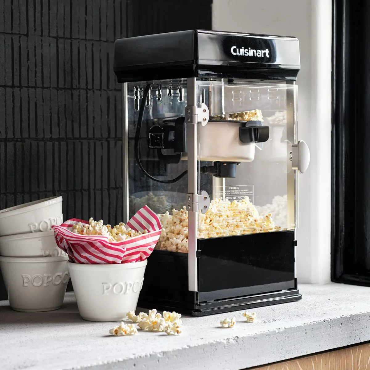 CRATE & BARREL - Bowl Popcorn