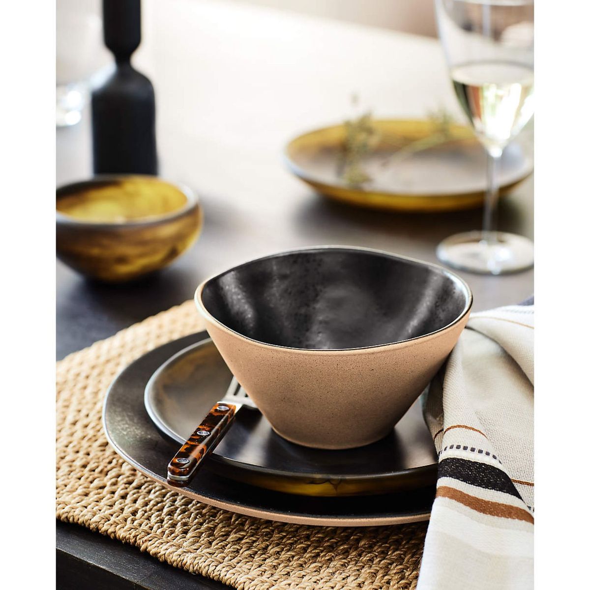 CRATE & BARREL - Servilleta Craft De Algodón Orgánico Negro Y Natural