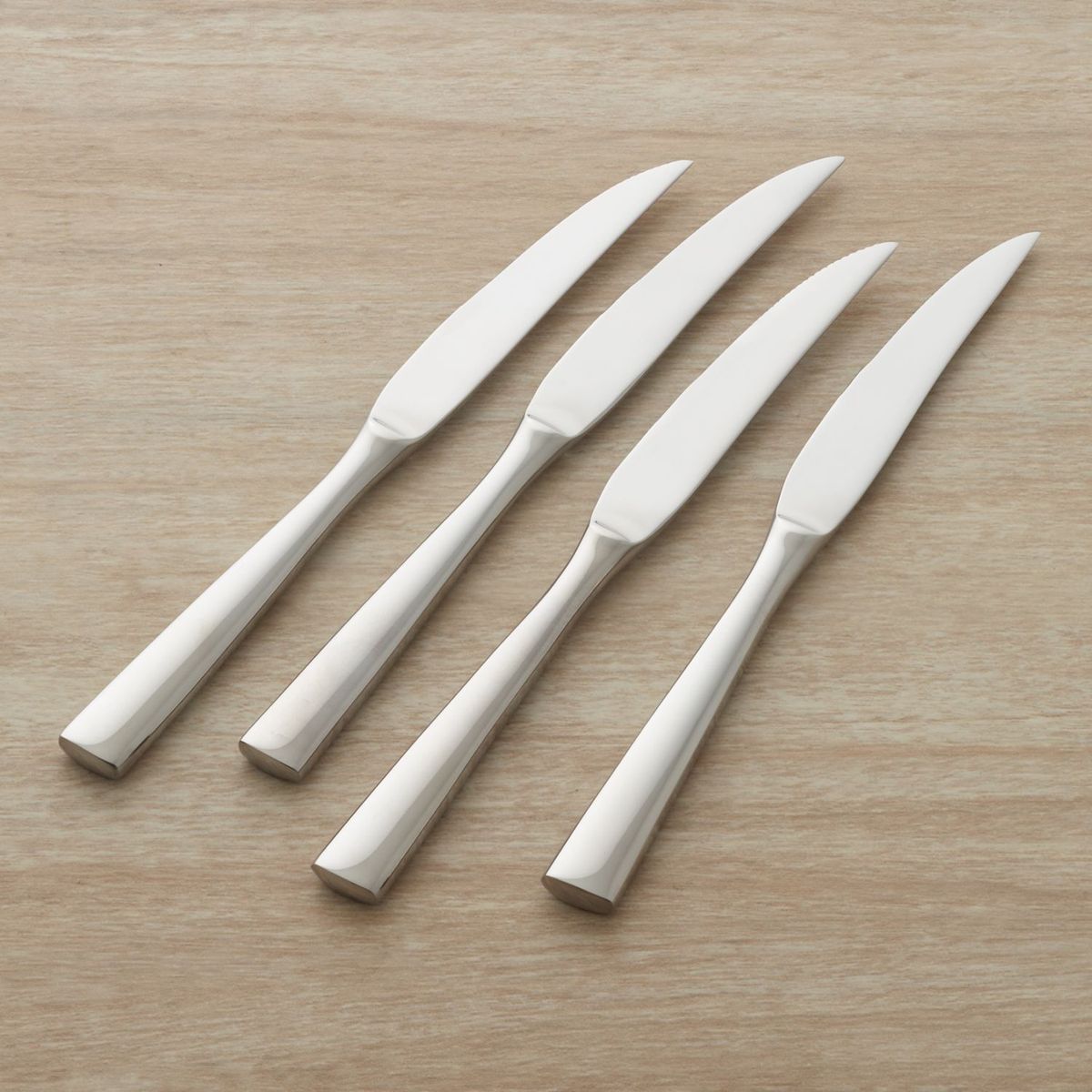 CRATE & BARREL - Juego De 4 Cuchillos Para Carne Couture 