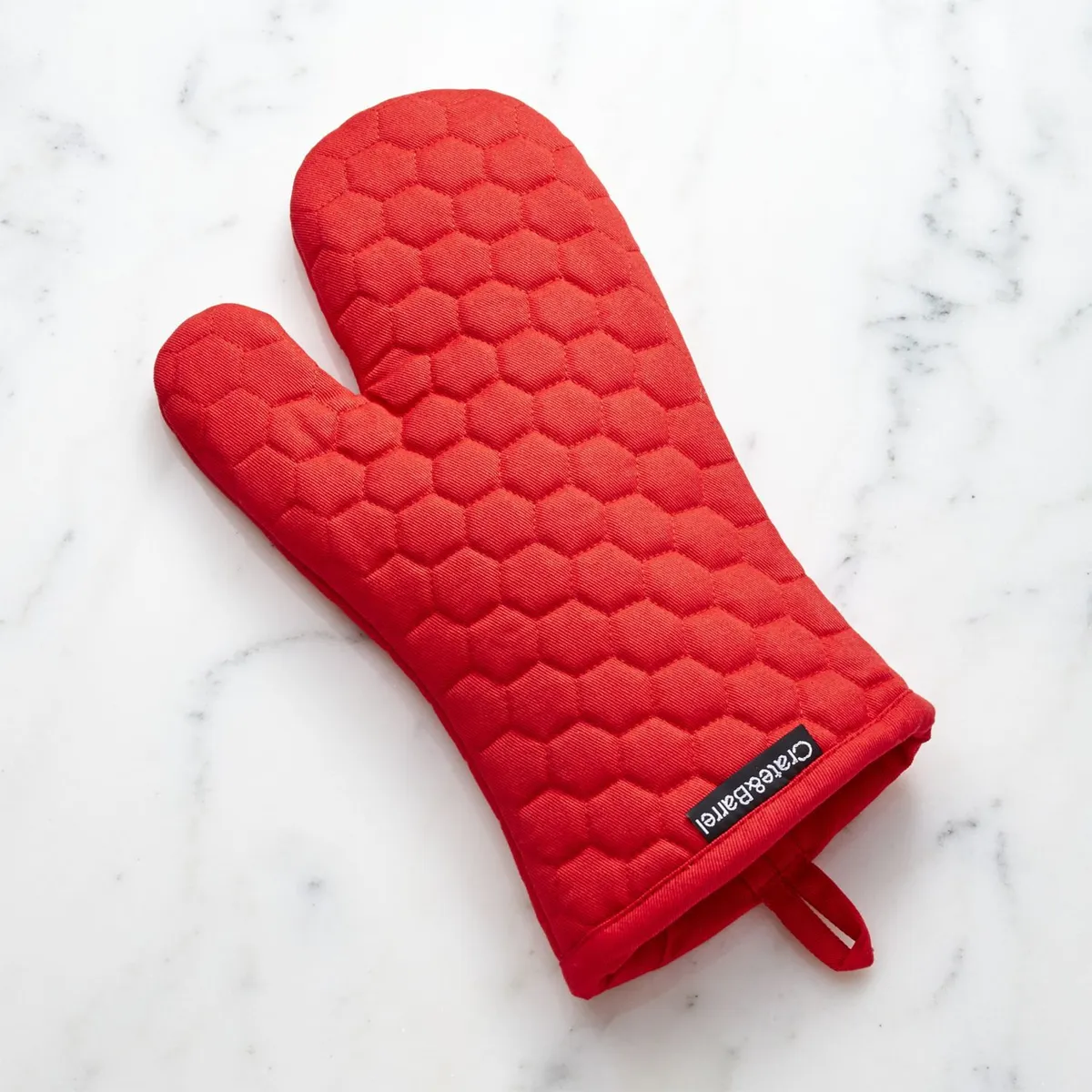 CRATE & BARREL - Guante para Horno Rojo