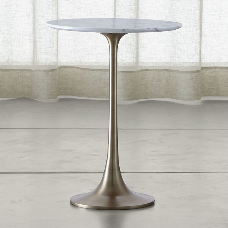 CRATE & BARREL - Mesa Auxiliar Nero de Mármol Blanco con Base Aluminio Dorado