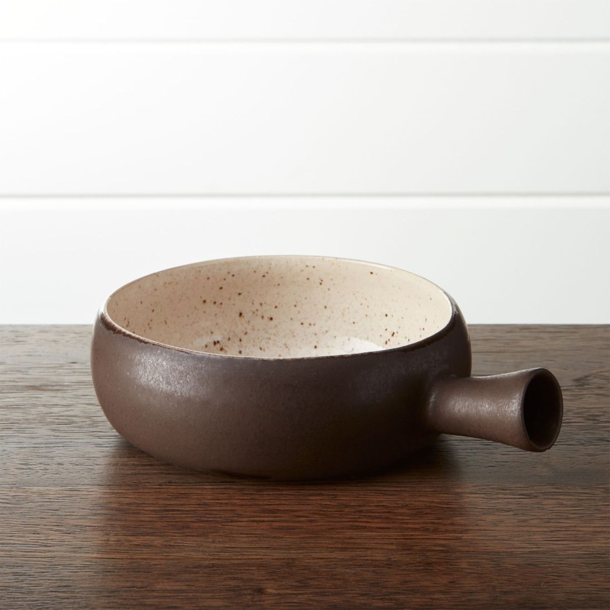 CRATE & BARREL - Bowl Individual con Mango Wilder