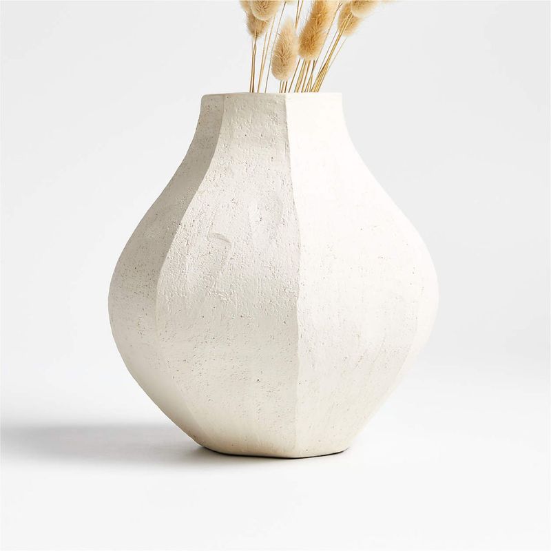 CRATE & BARREL - Florero Blanco Facette 22cm