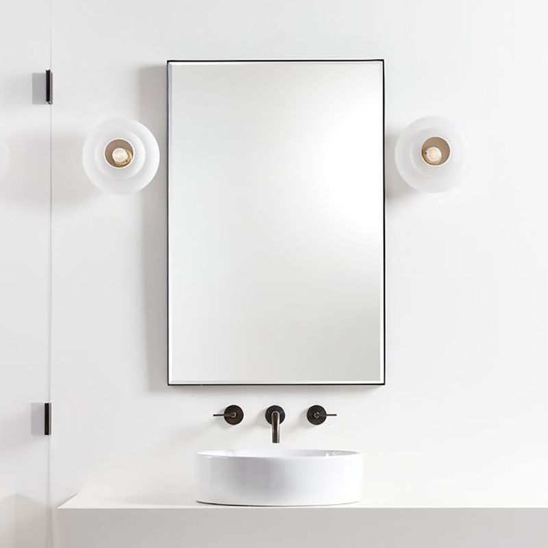 CRATE & BARREL - Espejo de Pared Edge 61x91cm