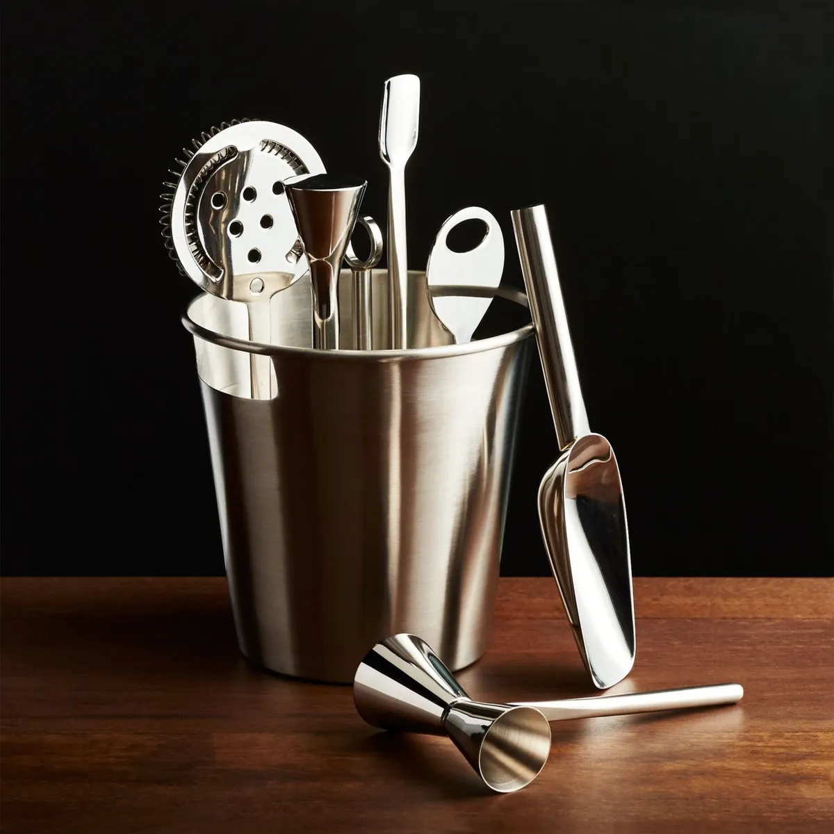 CRATE & BARREL - Juego de Utensilios para Bar