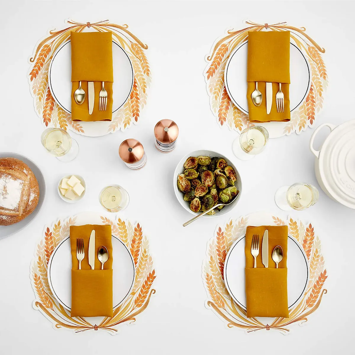 CRATE & BARREL - Set de Cubiertos de 5 Piezas Cortland Champagne