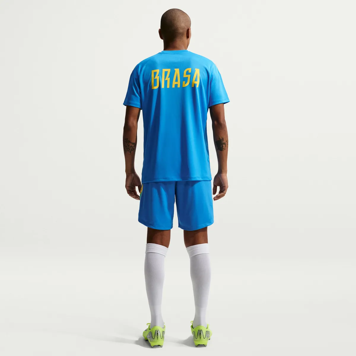 NIKE - Short Fútbol Local Brasil 2026 Hombre Versión Estadio Nike