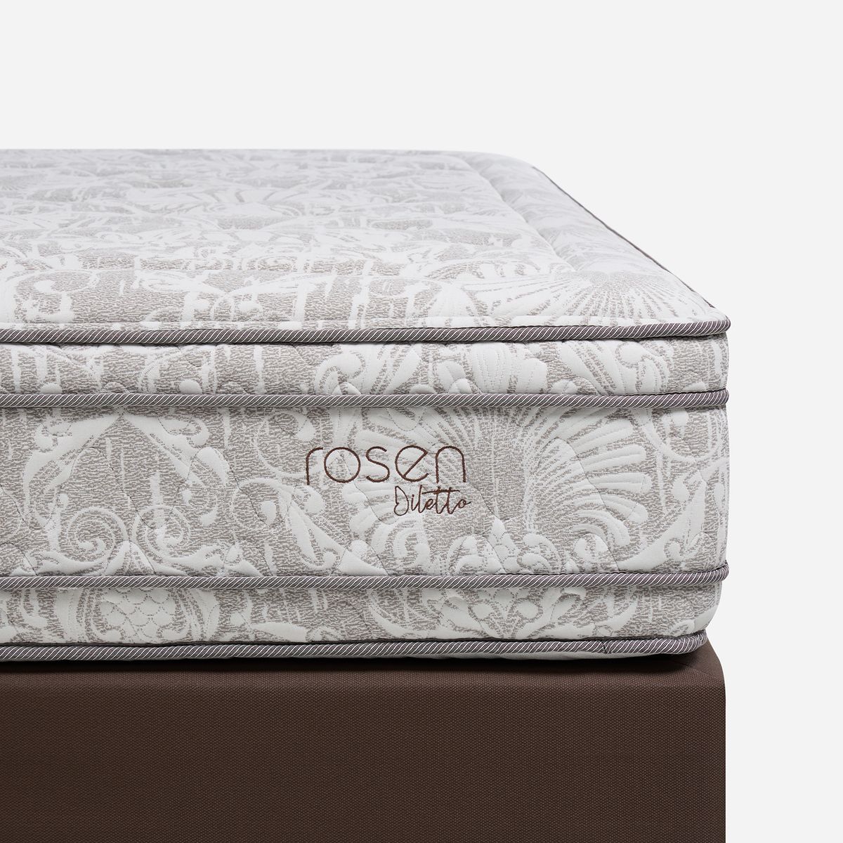 ROSEN - Dormitorio Europeo Diletto Issey Niebla Queen + 2 Almohadas Memory