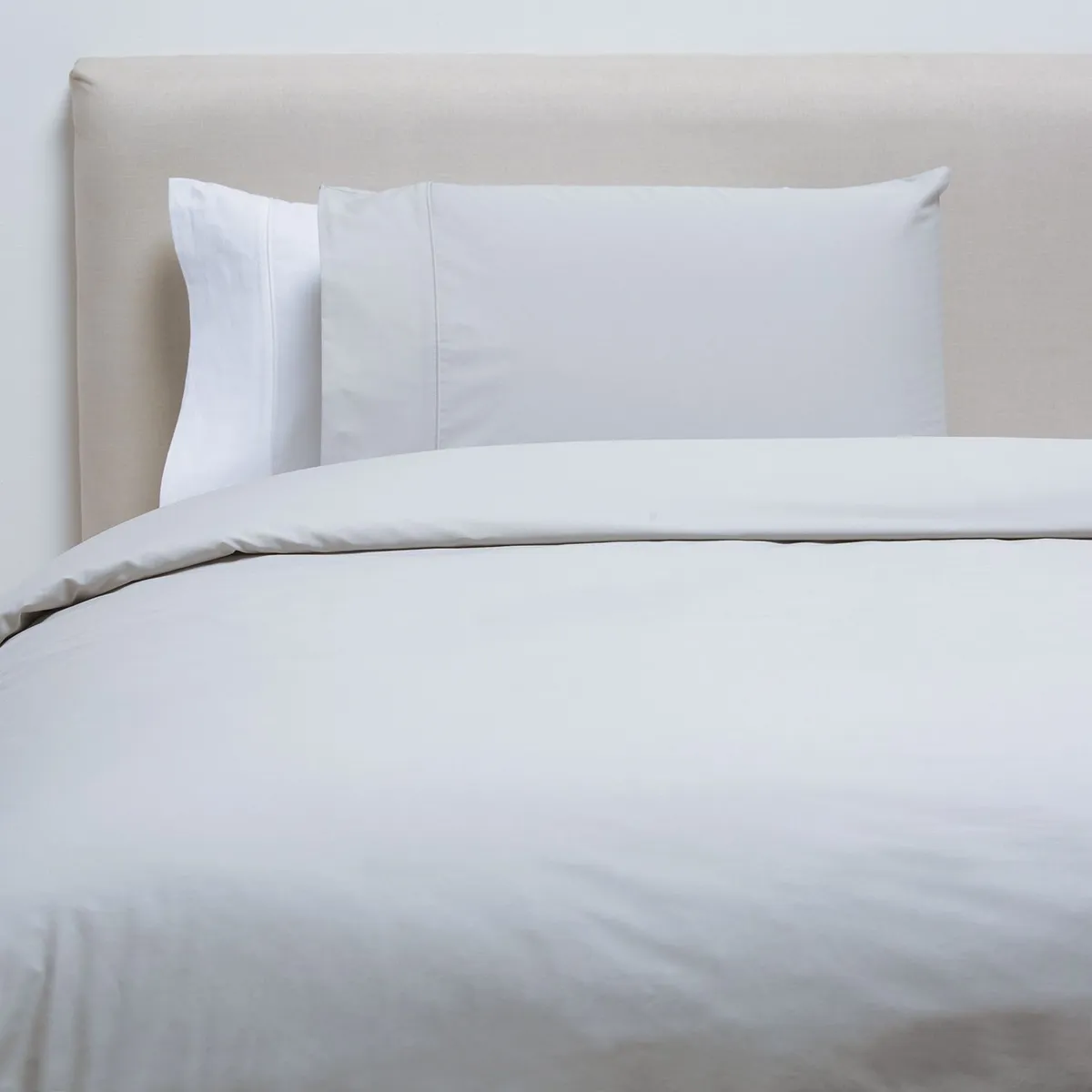 BASEMENT HOME - Funda Plumón 100% Algodón 200 Hilos Gris