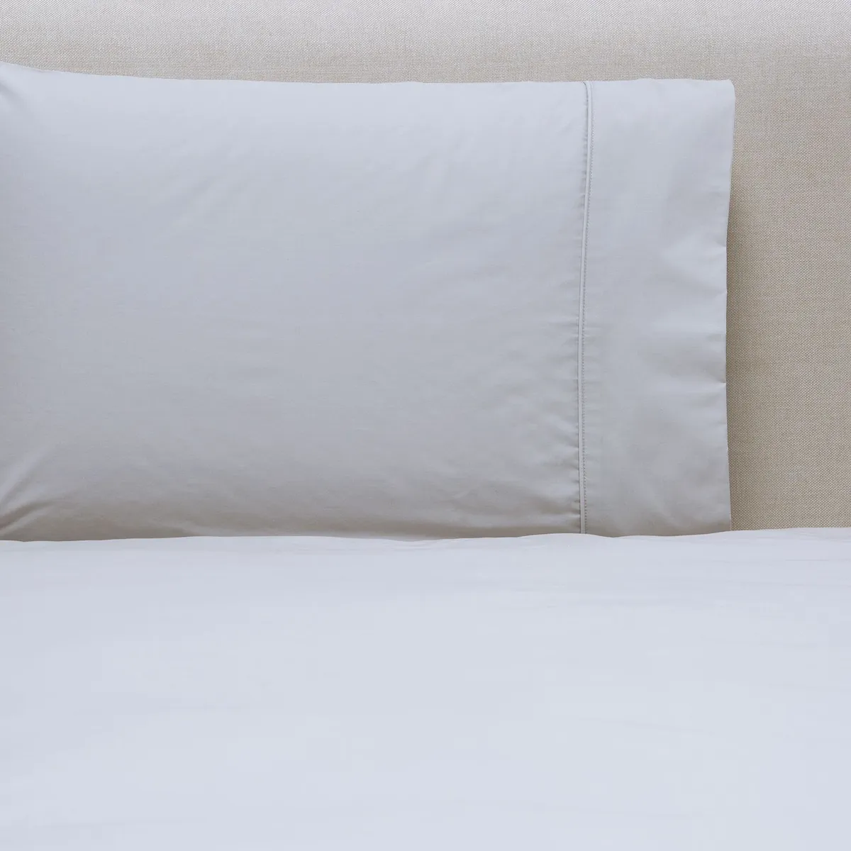 BASEMENT HOME - Funda Plumón 100% Algodón 200 Hilos Gris