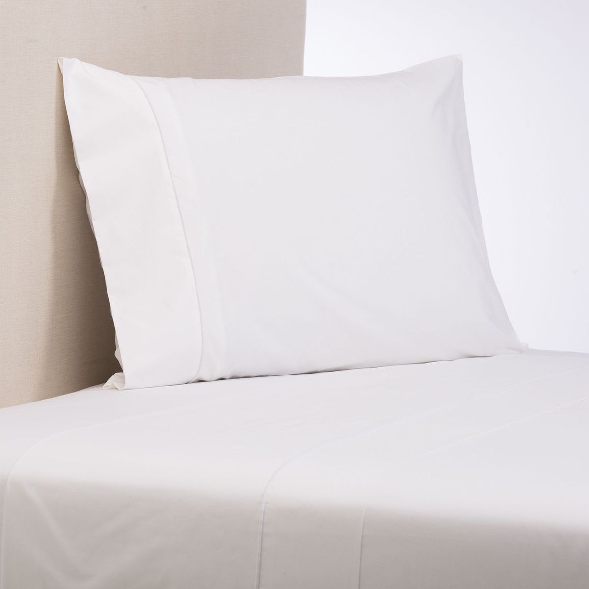 BASEMENT HOME - Juego de Sábanas Antiácaros